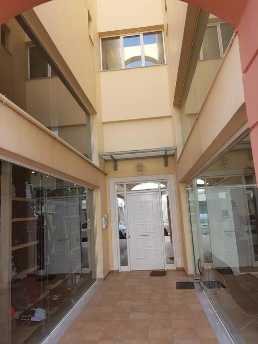 Relaxing City Center West Luxury Studio Karystos  Exterior photo